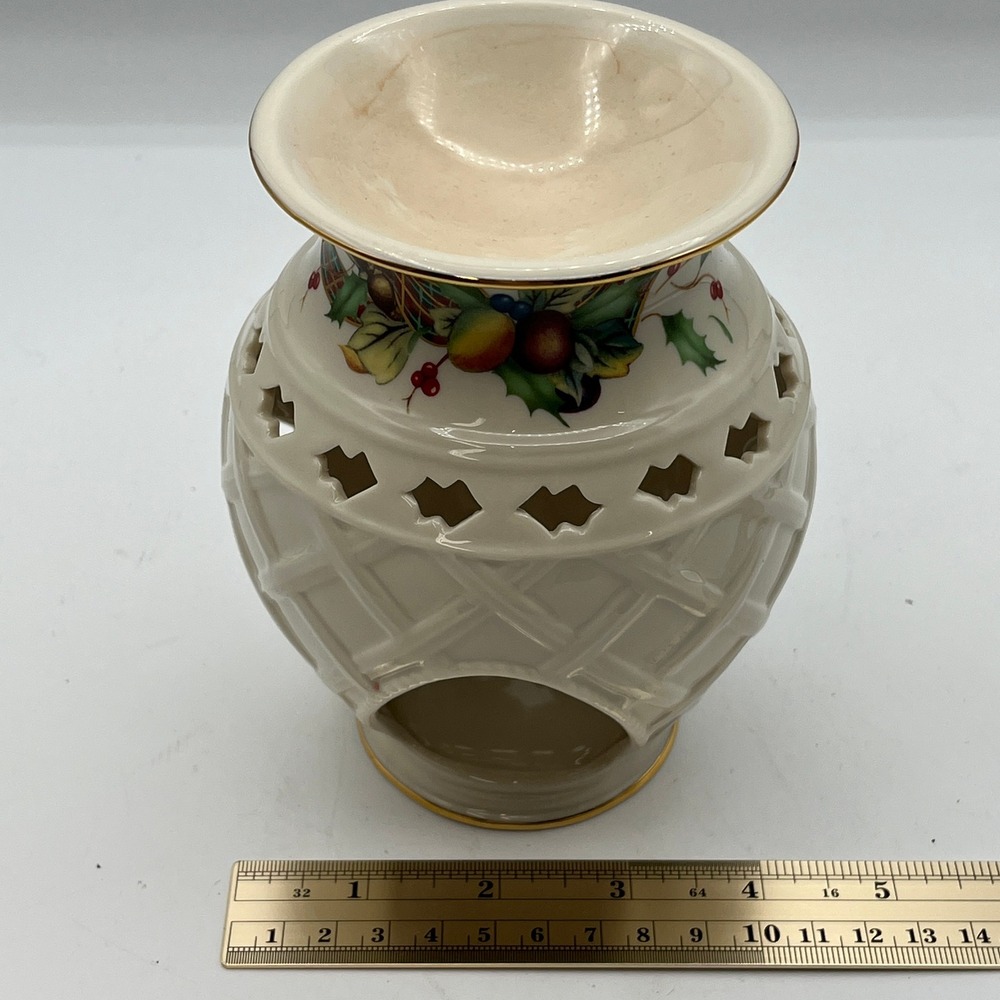 Lenox USA Porcelain Christmas Holiday Tartan Tealight Fragrance Warmer Lattice - Picture 8 of 8